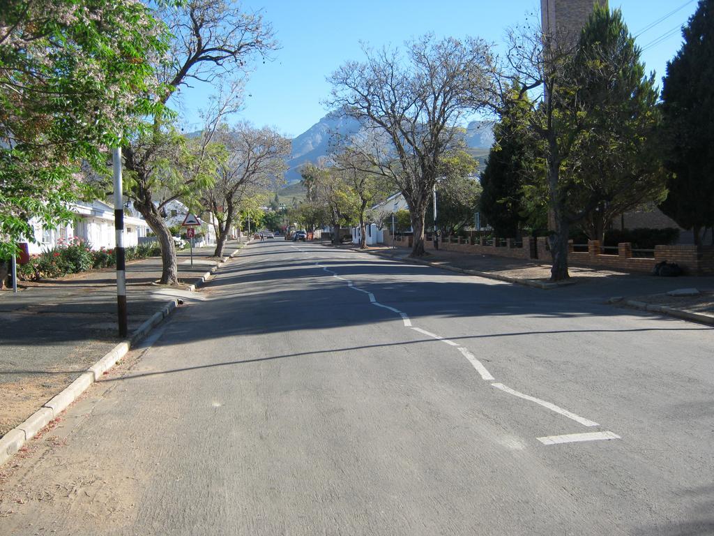 מלון Ladismith Manor מראה חיצוני תמונה