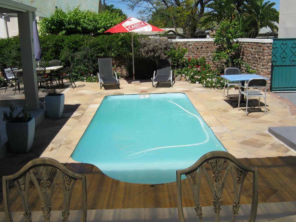 מלון Ladismith Manor מראה חיצוני תמונה